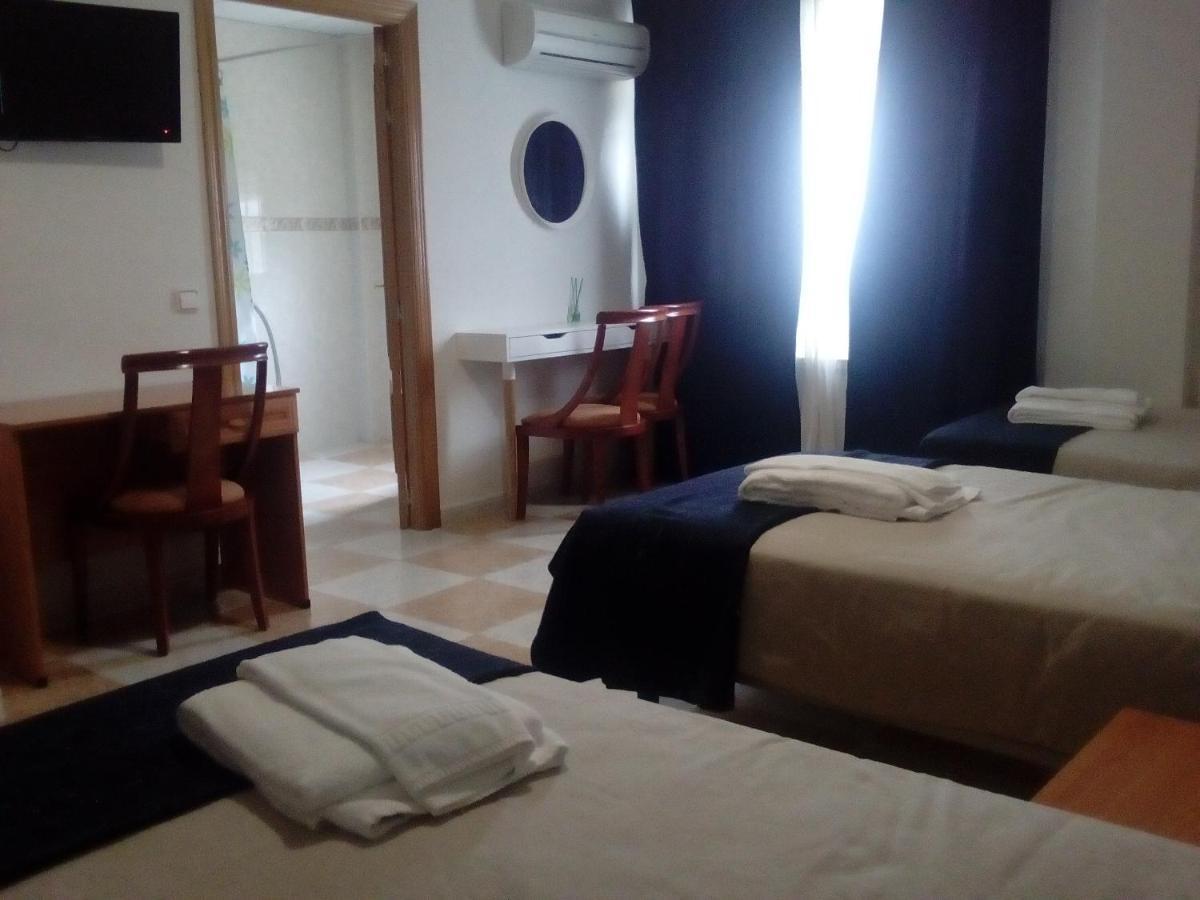 Hotel El Ancla Вильянуэва-де-ла-Каньяда Экстерьер фото