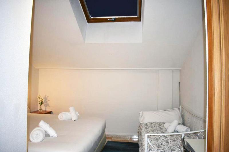 Hotel El Ancla Вильянуэва-де-ла-Каньяда Экстерьер фото